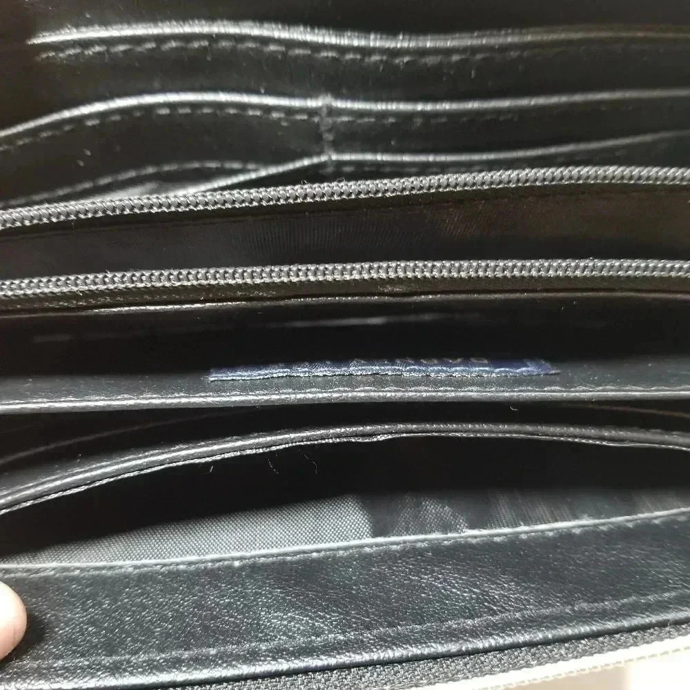 {Dabney Lee} Geometric Shapes Zipper Wallet - Picture 6 of 9